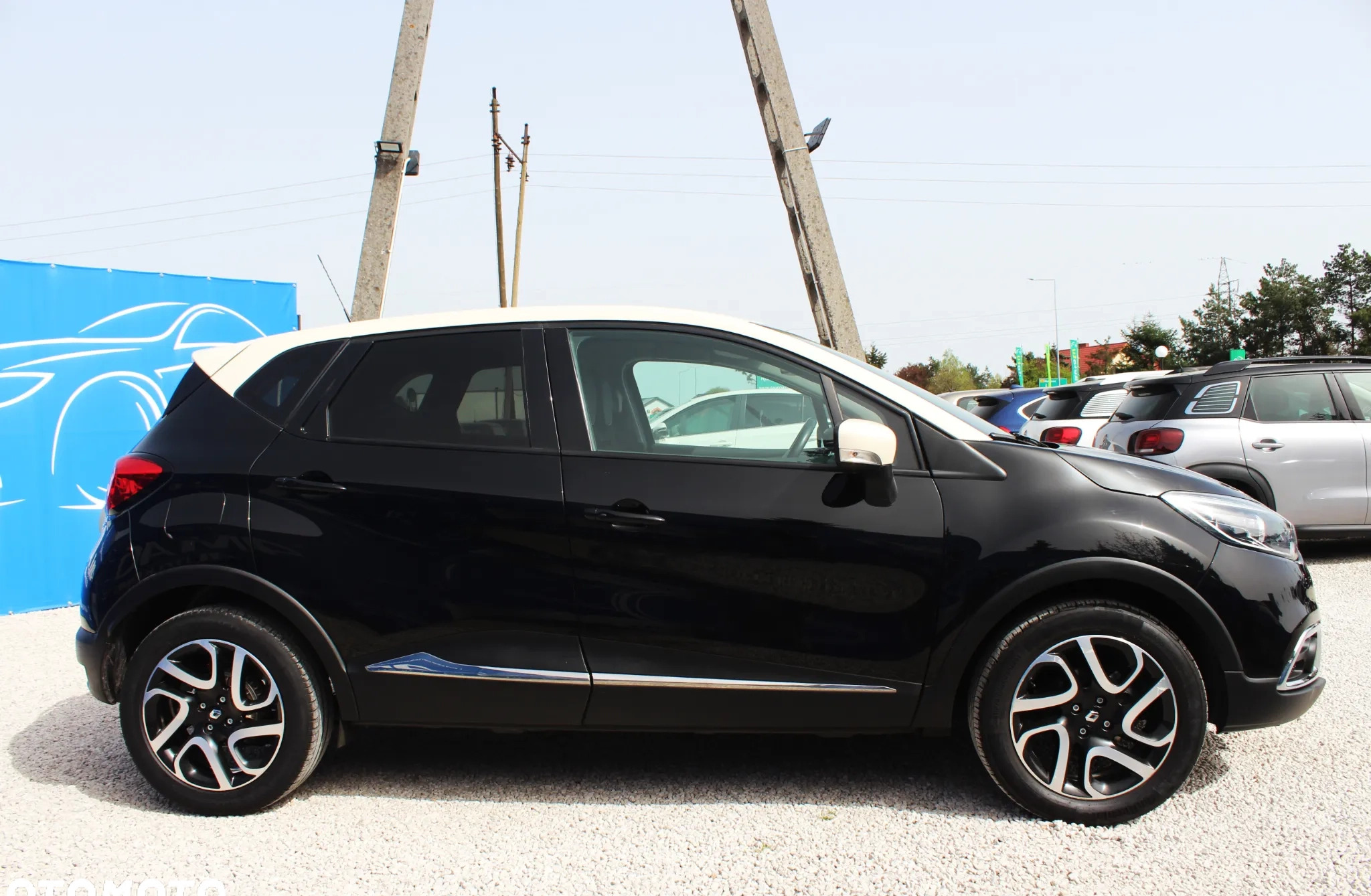 Renault Captur cena 47900 przebieg: 26000, rok produkcji 2016 z Wąchock małe 436